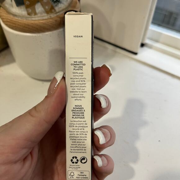 NEW BareMinerals Statement Matte Lipstick in Brave Pink - Picture 5 of 5